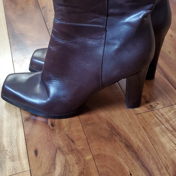 Nine West Brown Boots - Picture 2 of 5